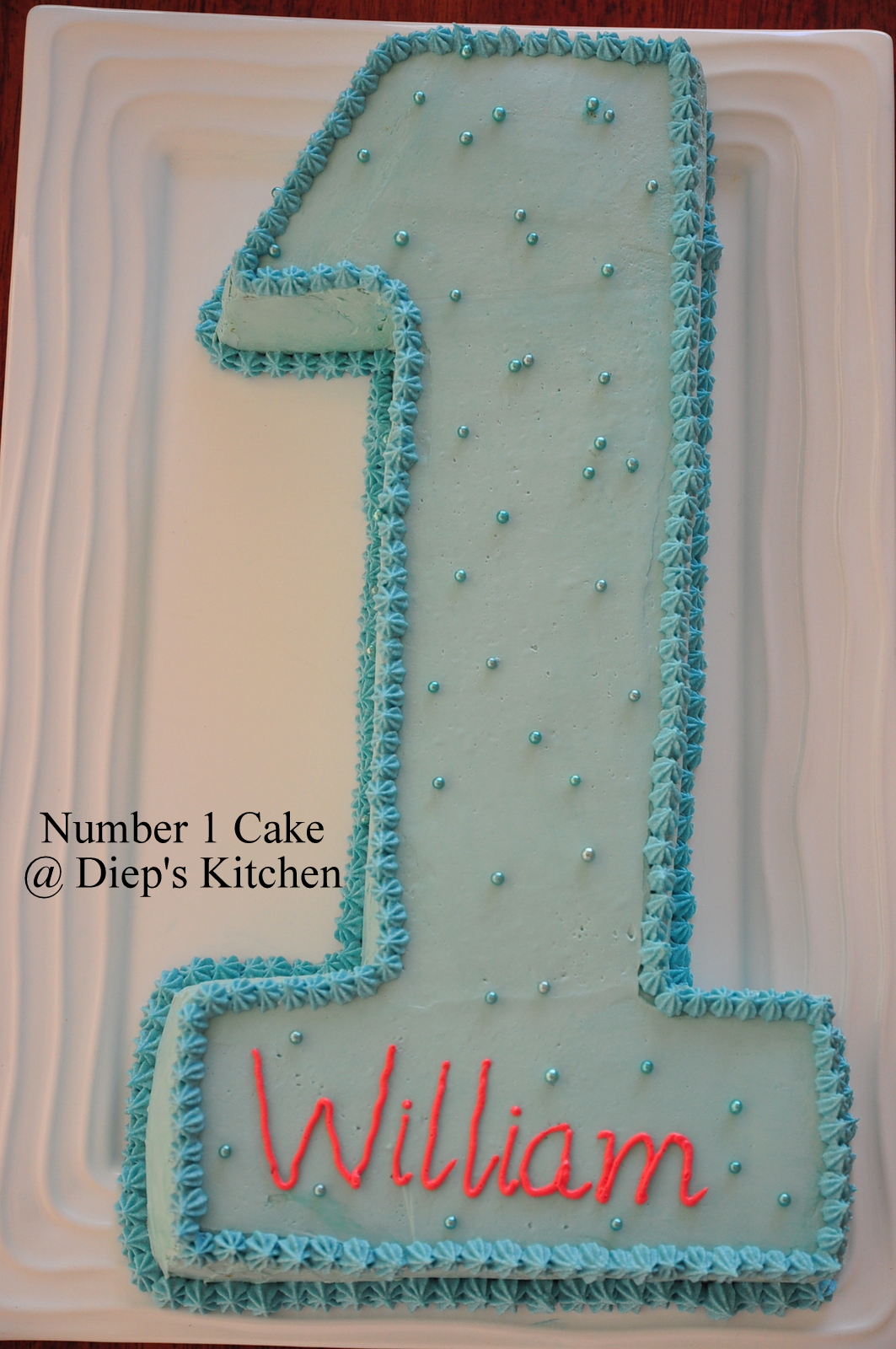 Number 1 Birthday Cake – Bánh sinh nhật hình số 1 | Diep\'s Kitchen